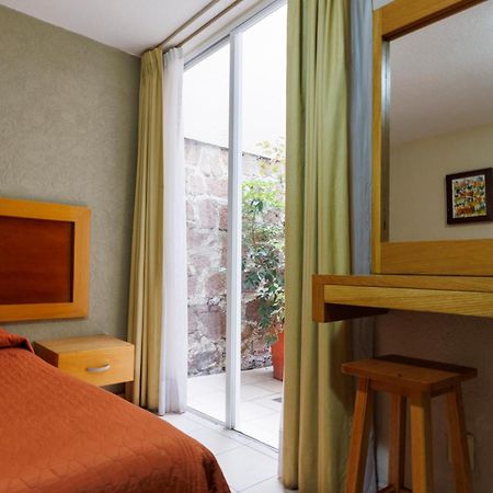 Hotel Qualitel Centro Histórico Morelia Esterno foto
