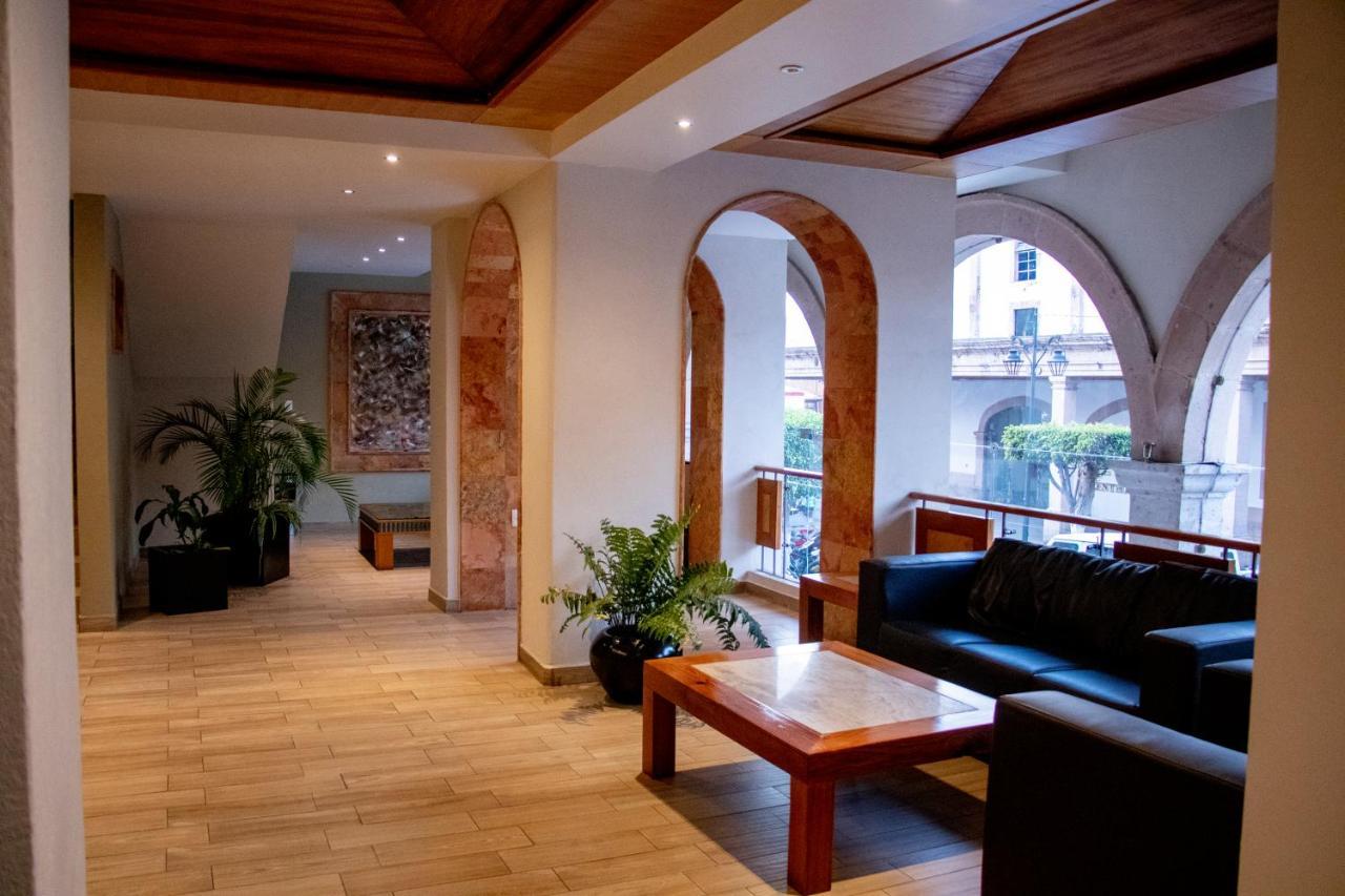 Hotel Qualitel Centro Histórico Morelia Esterno foto