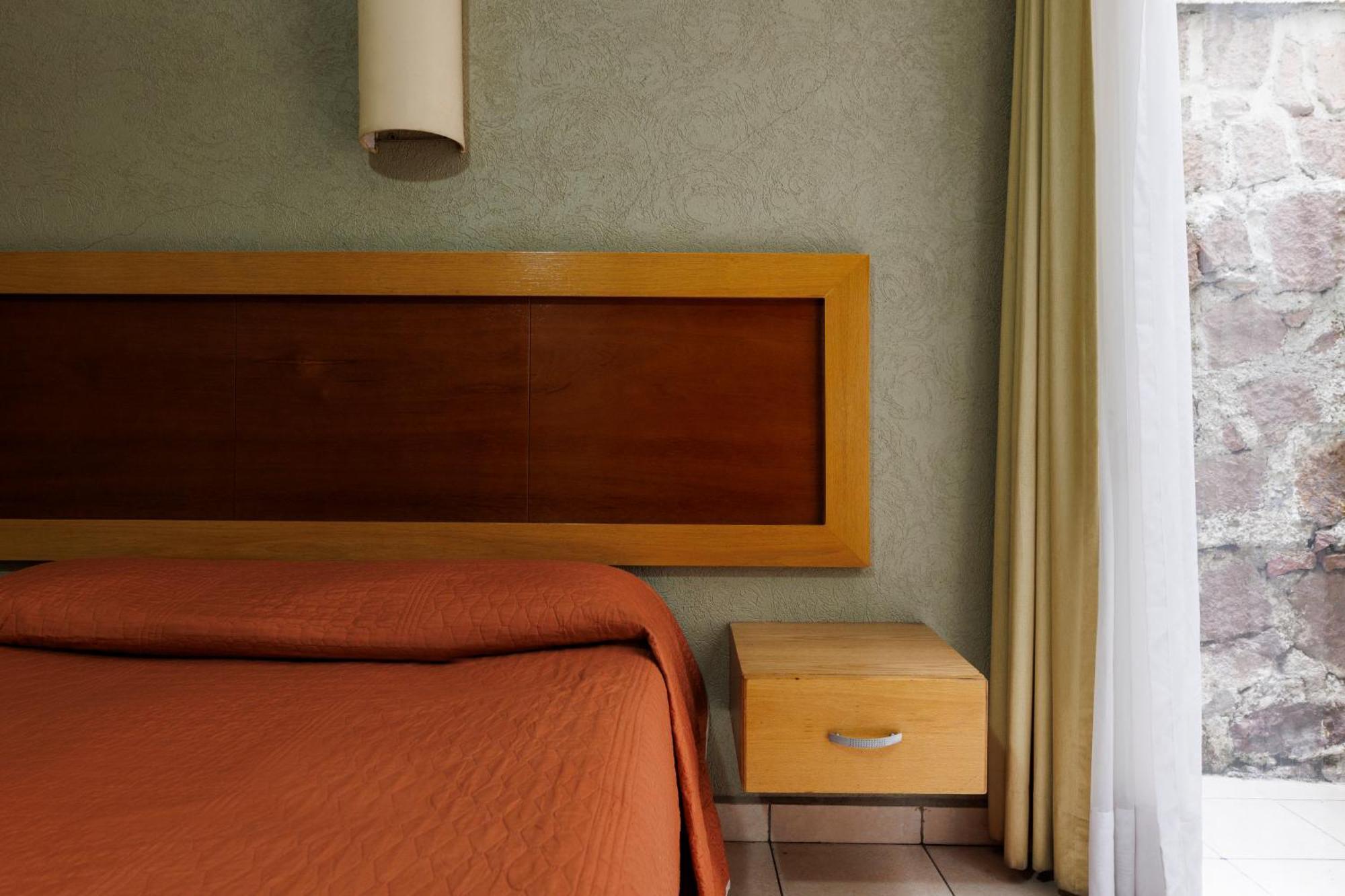 Hotel Qualitel Centro Histórico Morelia Esterno foto