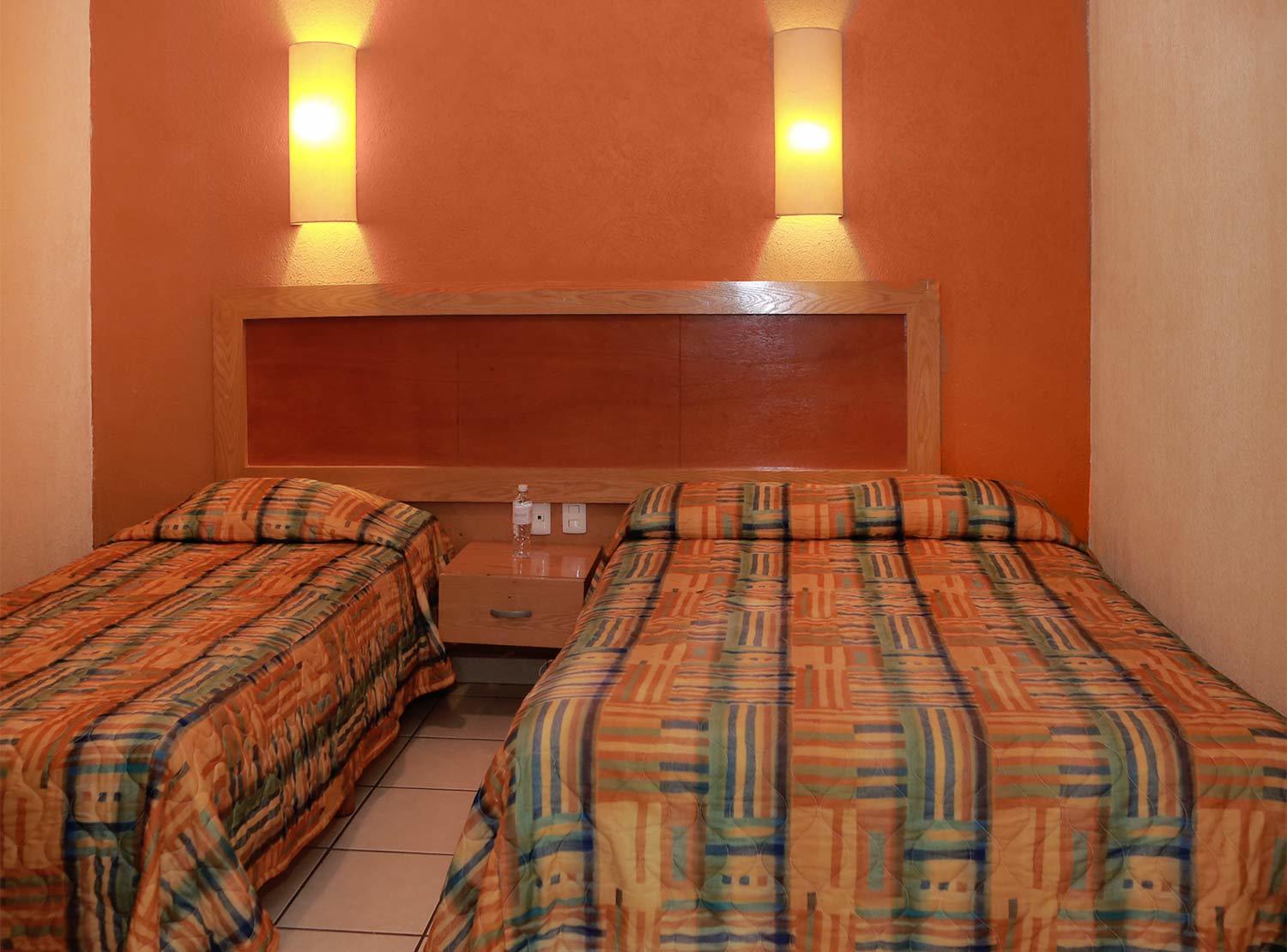 Hotel Qualitel Centro Histórico Morelia Esterno foto